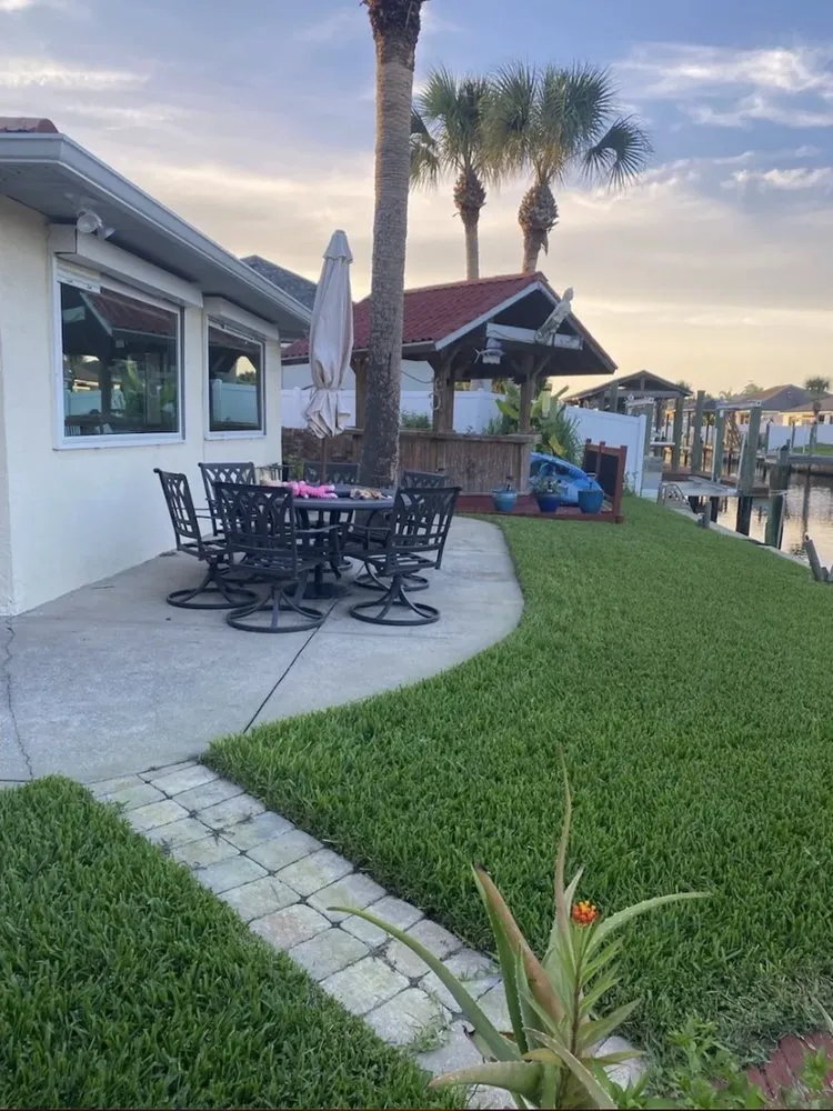 Expert garden landscaping near you across Palm Coast, FL - The Lawn Professor