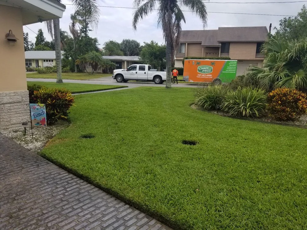 Affordable lawn care service experts serving Clearwater, FL - The Lawn Proz of Florida