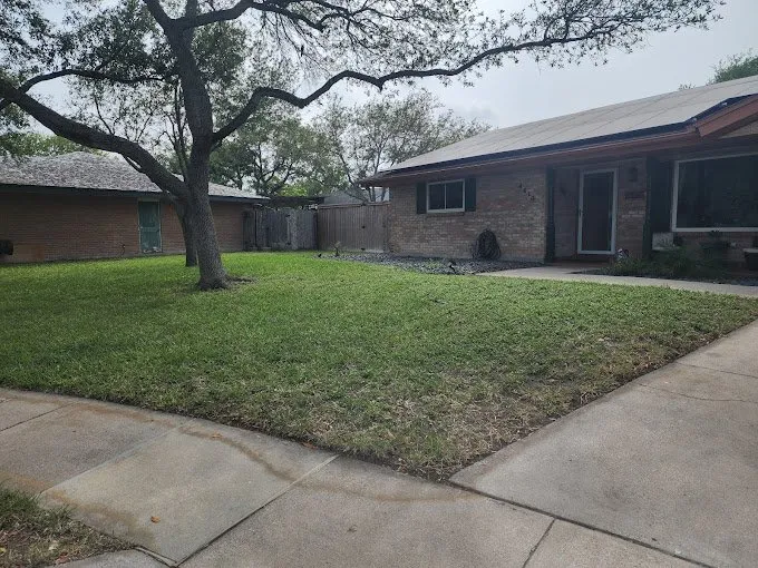 Reliable residential landscaping for residential properties in Corpus Christi, TX by The Lawn Ranger and Pronto Lawn and Tree Services
