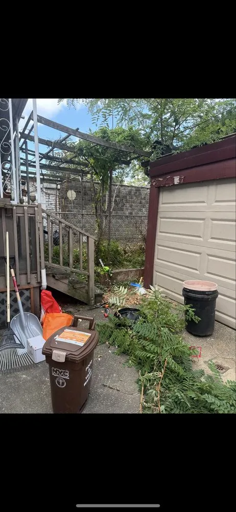 Professional lawn mowing service in Brooklyn, NY - The Lawn Ranger