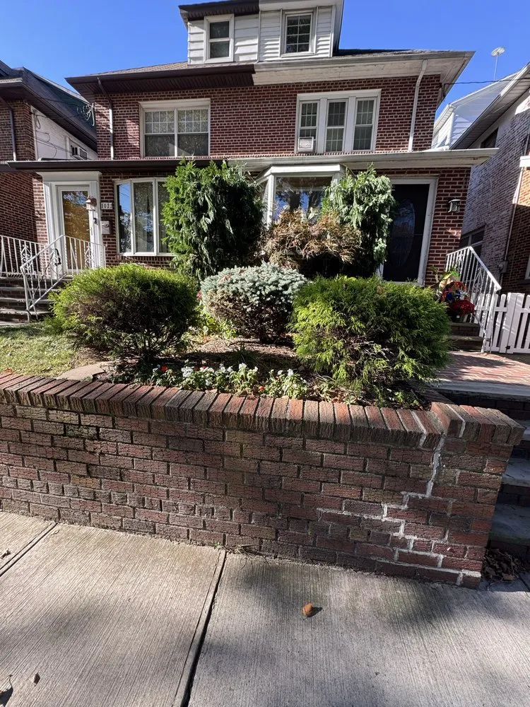 Expert outdoor landscaping in Brooklyn, NY - The Lawn Ranger