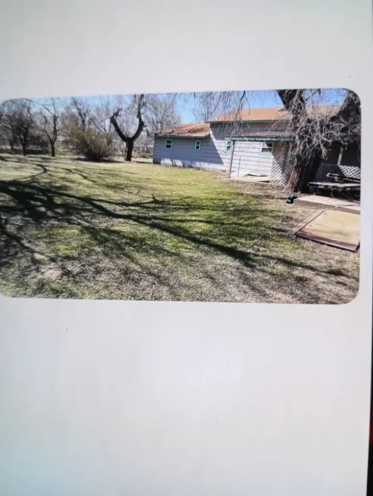 Affordable yard maintenance with custom design in Woodward, OK by The Lawn RangersMowingService