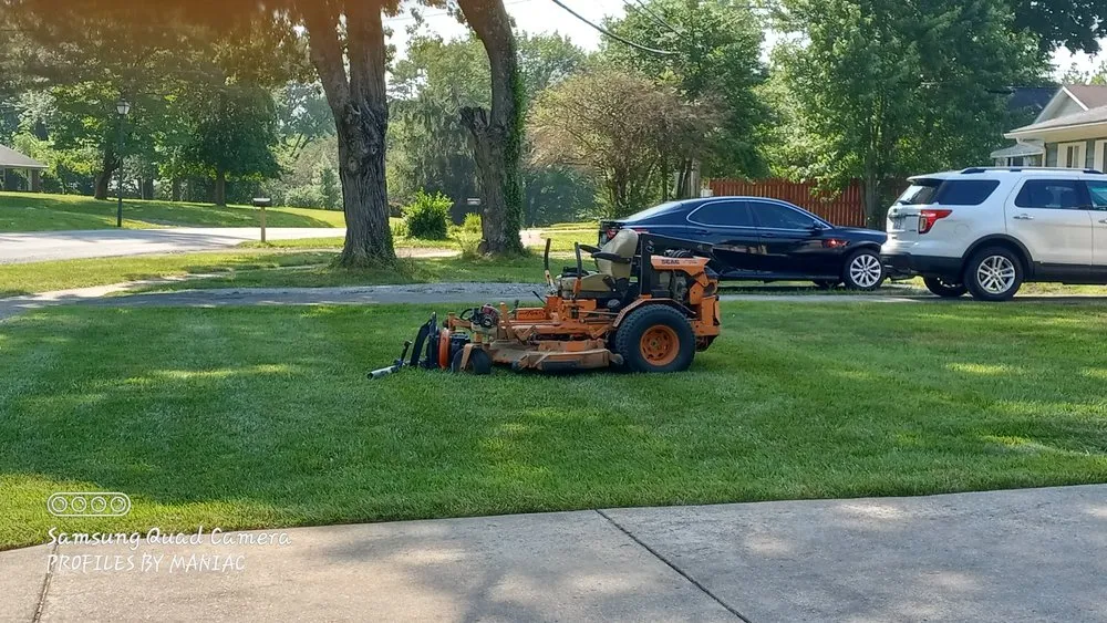 Affordable yard maintenance near you in Louisville, KY by The Lawn Salon