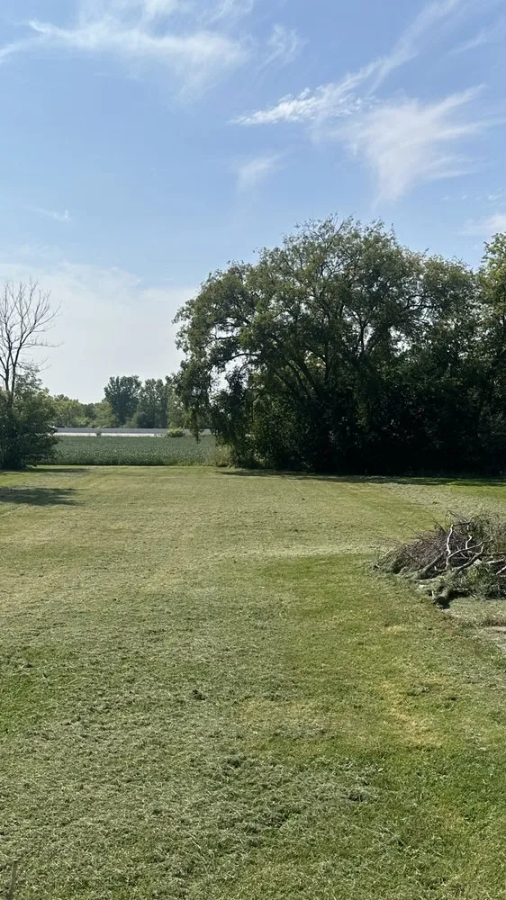 Top-rated yard maintenance with custom design across Saginaw, MI - The Lawn Squad