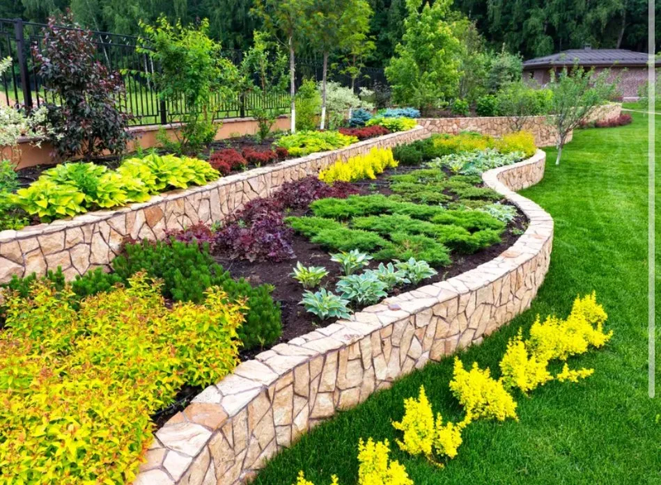 Trusted yard cleanup service in Richmond, TX - The Lawn Whisperers