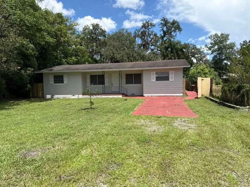 Reliable yard maintenance experts serving Alafaya, FL - The Legends Legacy Enterprise