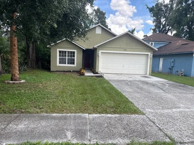 Professional yard maintenance for homes in Alafaya, FL by The Legends Legacy Enterprise