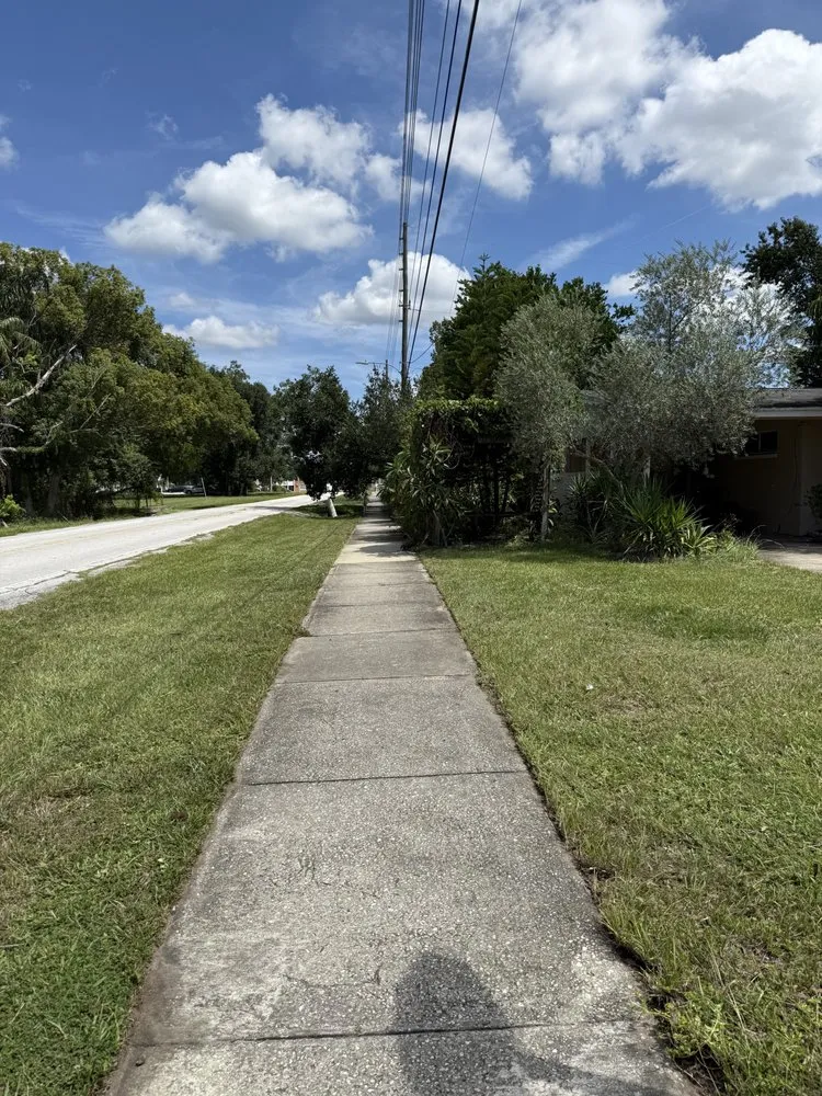 Trusted residential landscaping for homes across Alafaya, FL - The Legends Legacy Enterprise