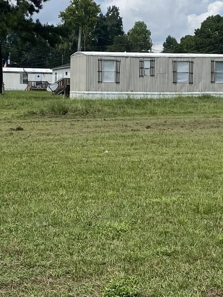 Custom lawn care service in Pooler, GA by The Life of the Garden