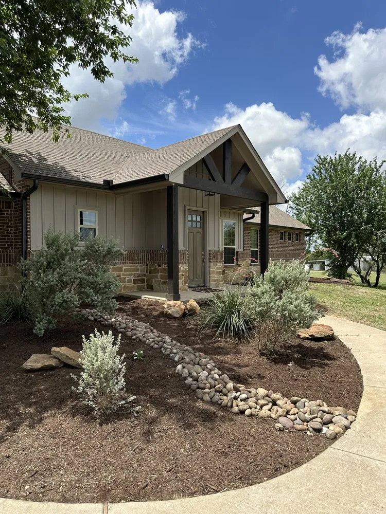 Affordable outdoor landscaping in Cedar Hill, TX - The Longest Yards