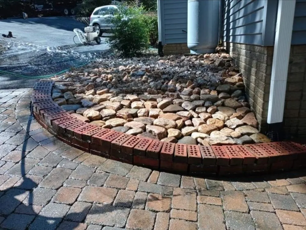 Top-rated landscape installation experts serving Green Forest, AR - The Man on the Hill