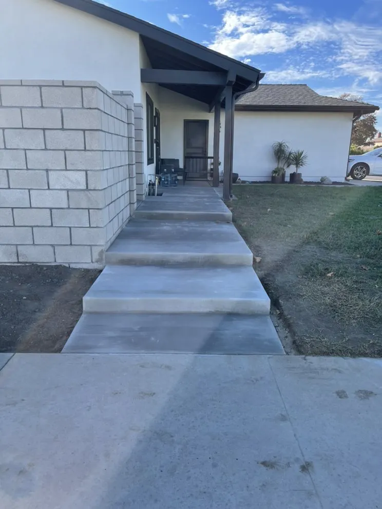 Top-rated yard cleanup service experts serving Chino, CA - The Masonry Team