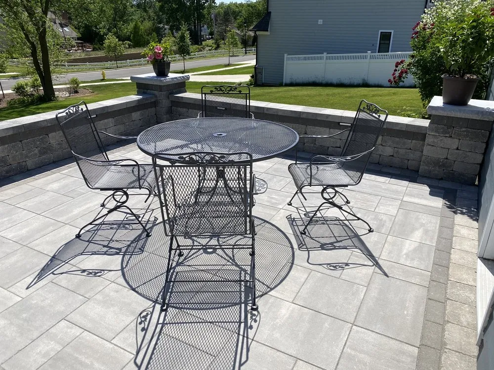 Professional yard maintenance for beautiful yards across Aurora, IL - The Meadows Landscape