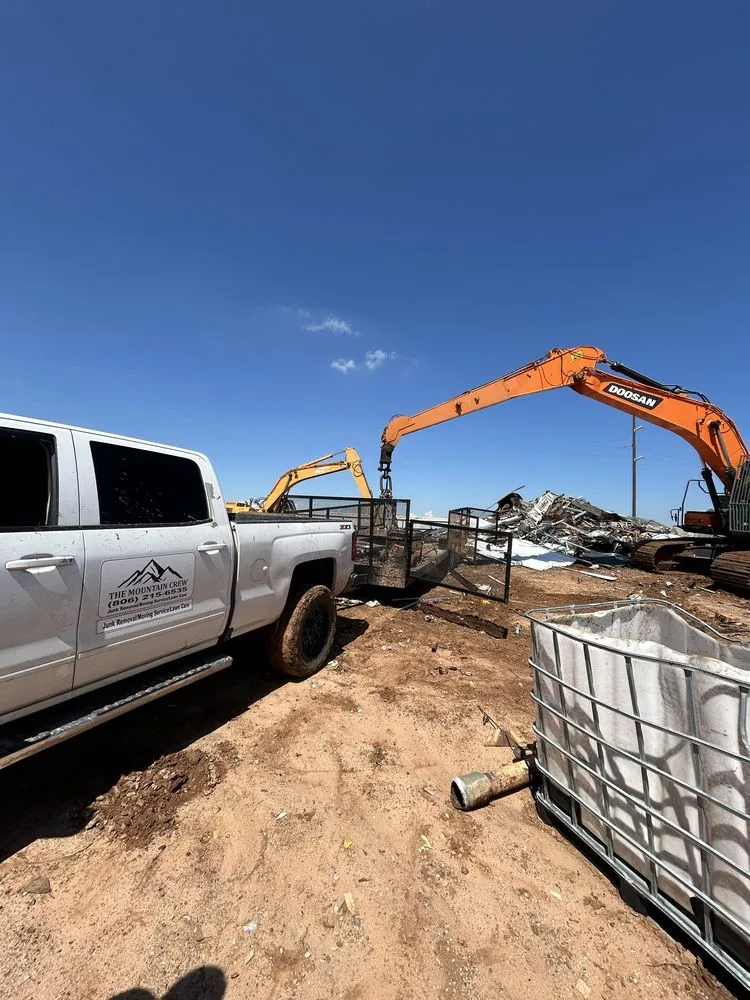 Reliable lawn mowing service for beautiful yards in Ruidoso Downs, NM by The Mountain Crew