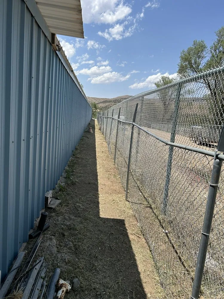 Reliable yard maintenance for residential properties across Ruidoso Downs, NM - The Mountain Crew