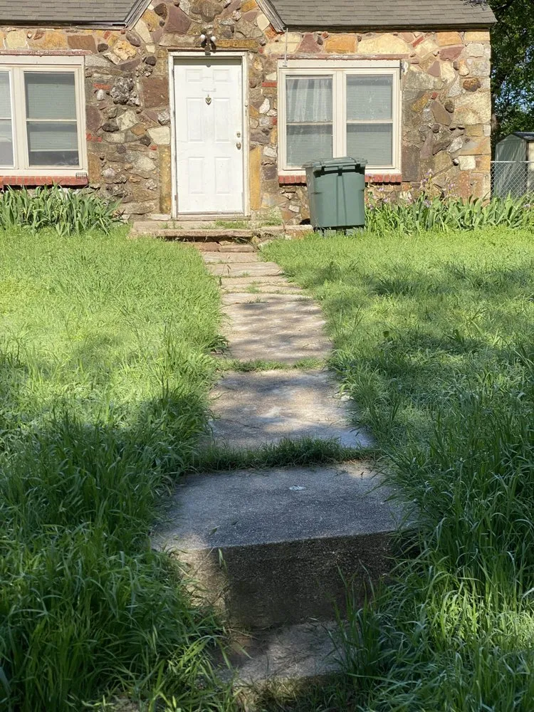 Reliable garden landscaping in Lake Worth, TX by The Mowing Magician