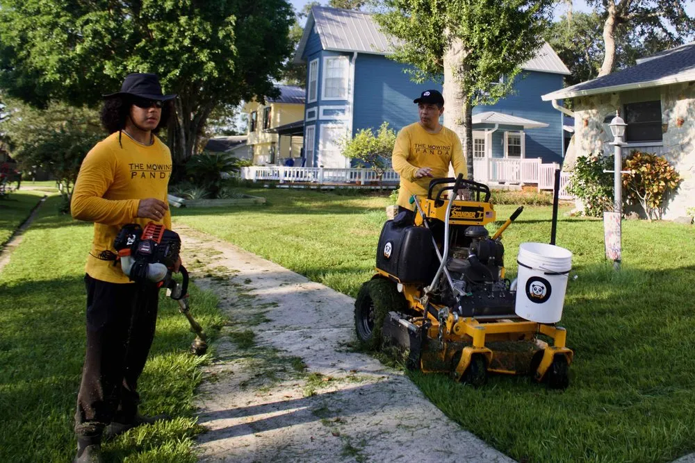 Custom landscaping services experts serving Sarasota, FL - The Mowing Panda