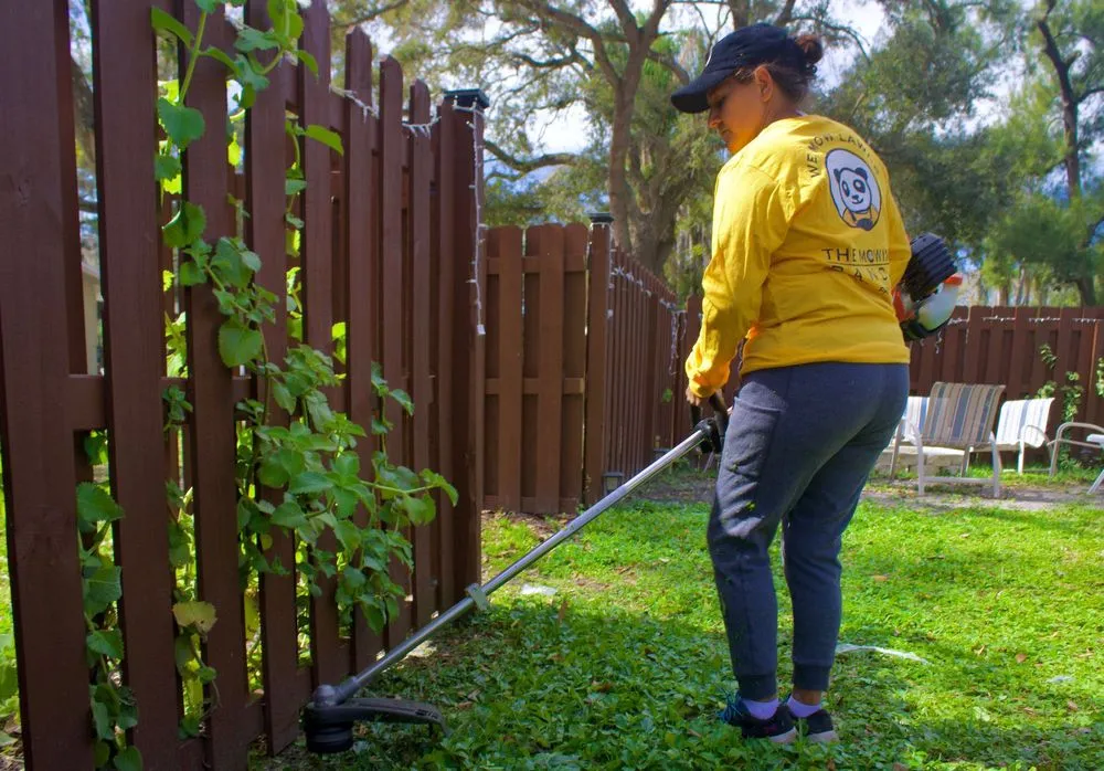 Expert outdoor landscaping experts serving Sarasota, FL - The Mowing Panda