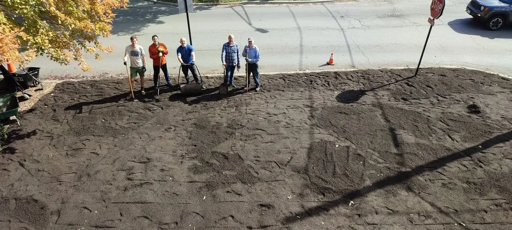 Affordable landscape design experts serving Lake Bluff, IL - The Mulch Center