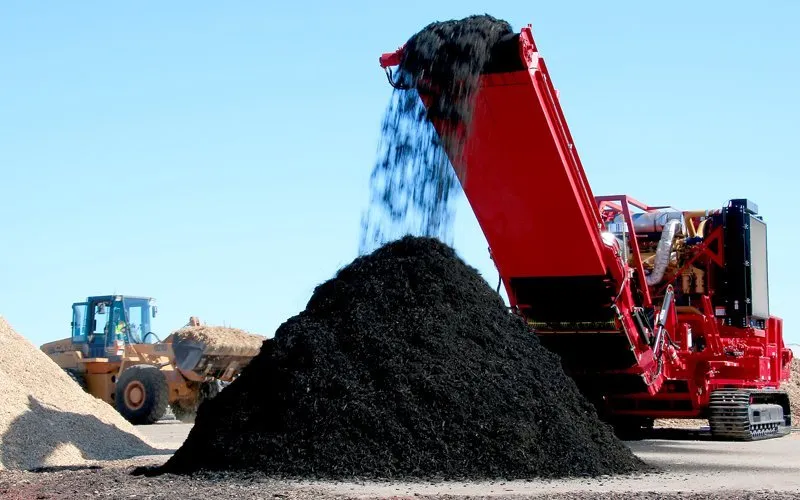 Trusted outdoor landscaping in Volo, IL - The Mulch Center