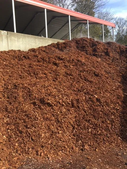 Local lawn care service experts serving Nashville, TN - The Mulch Stop