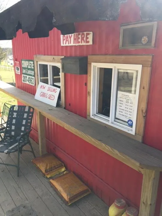 Trusted outdoor landscaping for beautiful yards across Nashville, TN - The Mulch Stop