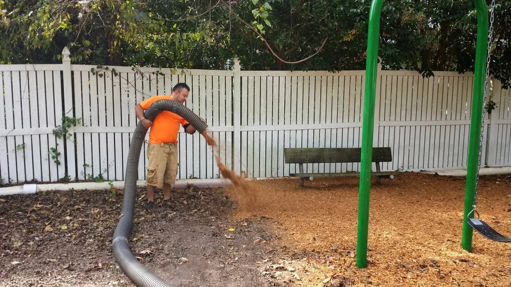 Custom lawn care service in Smithfield, NC by The Mulch Yard