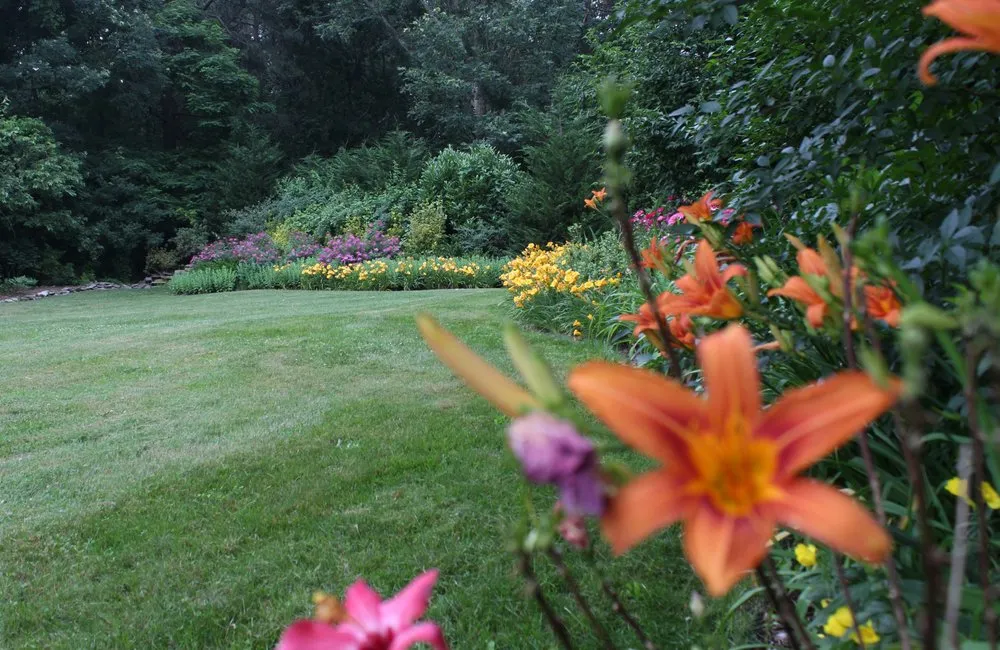 Reliable garden landscaping in Islip Terrace, NY by The Natural Way Organic Landscaping