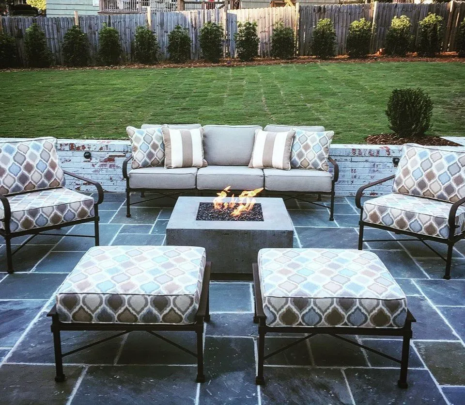 Professional yard maintenance experts serving Leeds, AL - The Nelson Team