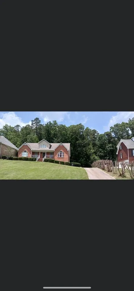 Top-rated lawn mowing service in Birmingham, AL - The Oakland Brothers Lawn Care