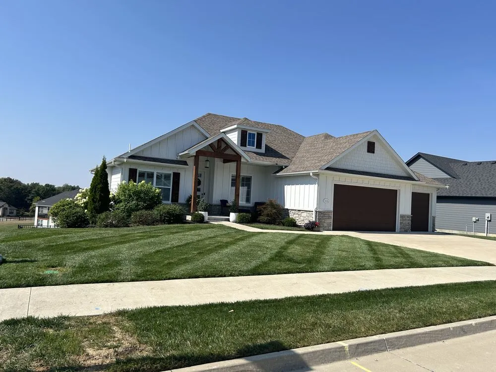 Reliable yard maintenance in Columbia, MO - The Other Side