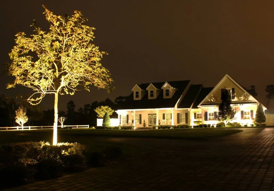 Reliable outdoor landscaping experts serving Chuluota, FL - The Outdoor Edge