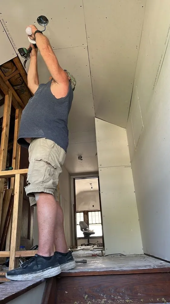 Expert garden landscaping experts serving Bloomington, IL - The Outside Guyz