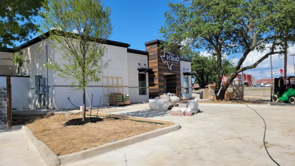 Custom yard maintenance for beautiful yards in North Richland Hills, TX by The Pacheco’s Landscape & Maintenance