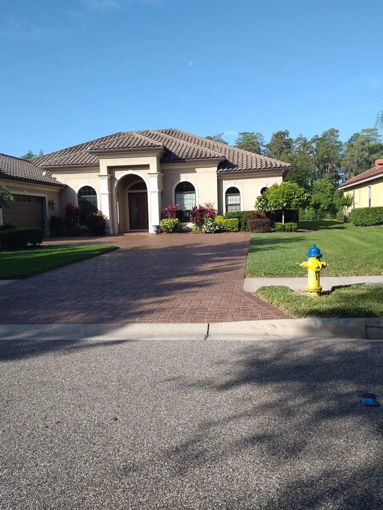 Trusted residential landscaping experts serving Tampa, FL - The Palms Lawn Care