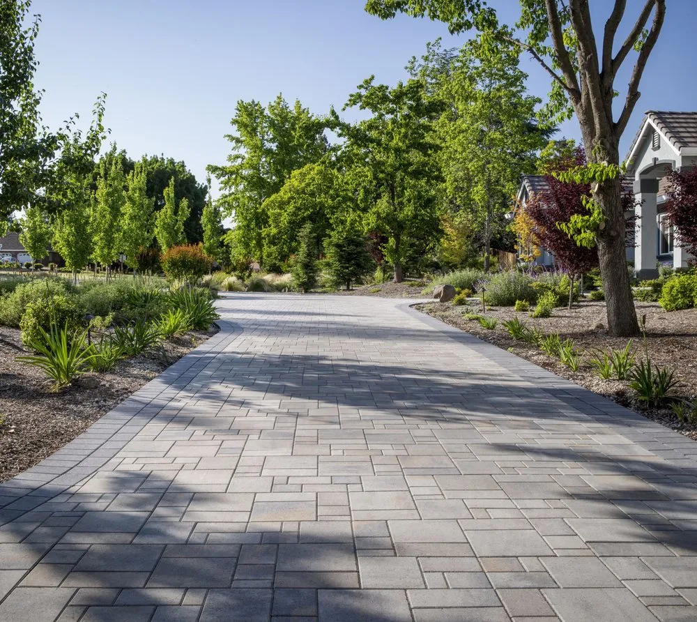 Top-rated garden landscaping in Fairfield, CA by The Paver Company