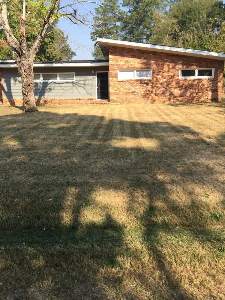 Local lawn mowing service for beautiful yards in Columbus, GA by The Peoples Cut