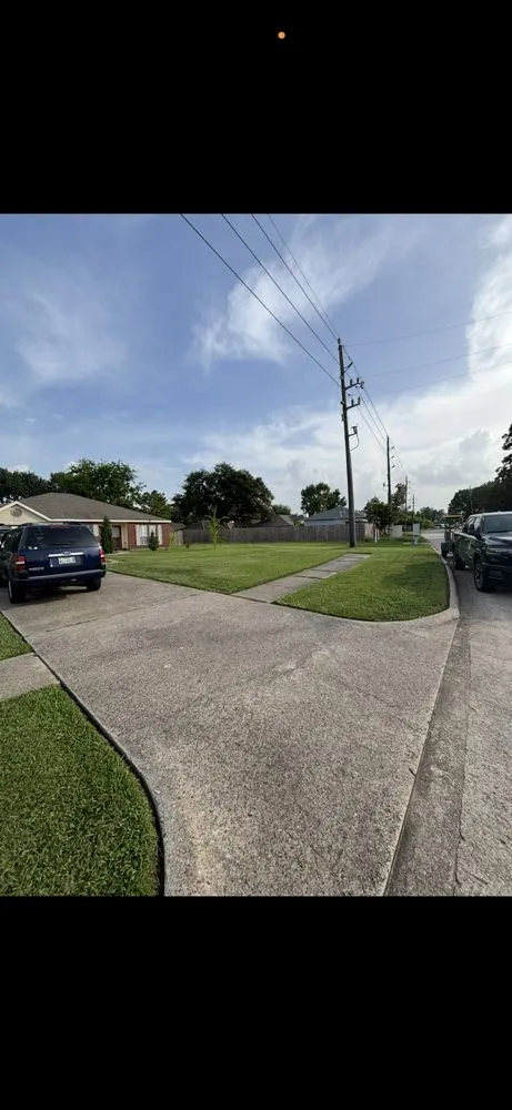 Custom garden landscaping for residential properties in Spring, TX by The Perfect Lawns