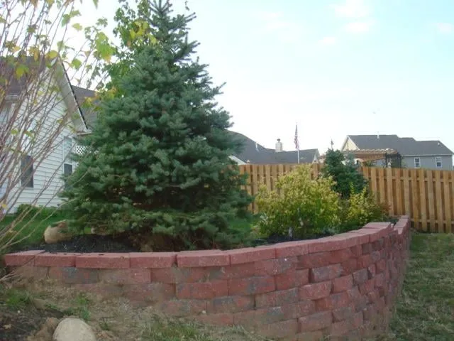 Professional garden landscaping in Indianapolis, IN by The Peters Group