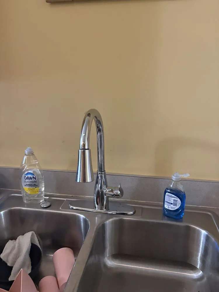 Reliable lawn mowing service for year-round maintenance in Youngstown, OH by The Pipenado