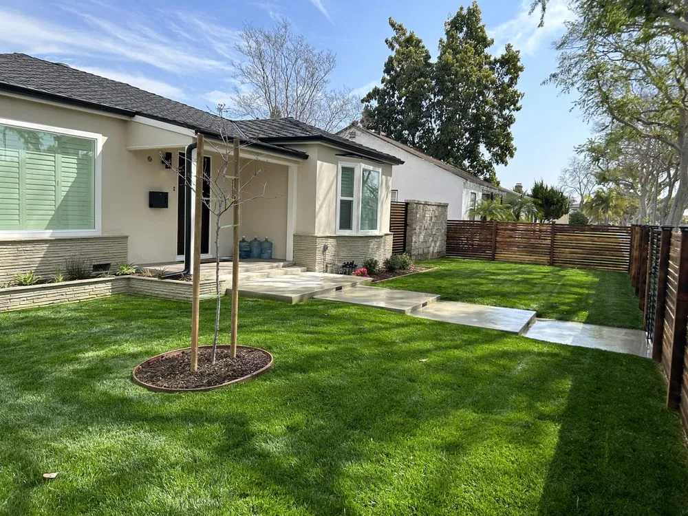 Local yard cleanup service experts serving Long Beach, CA - The Plant Dr