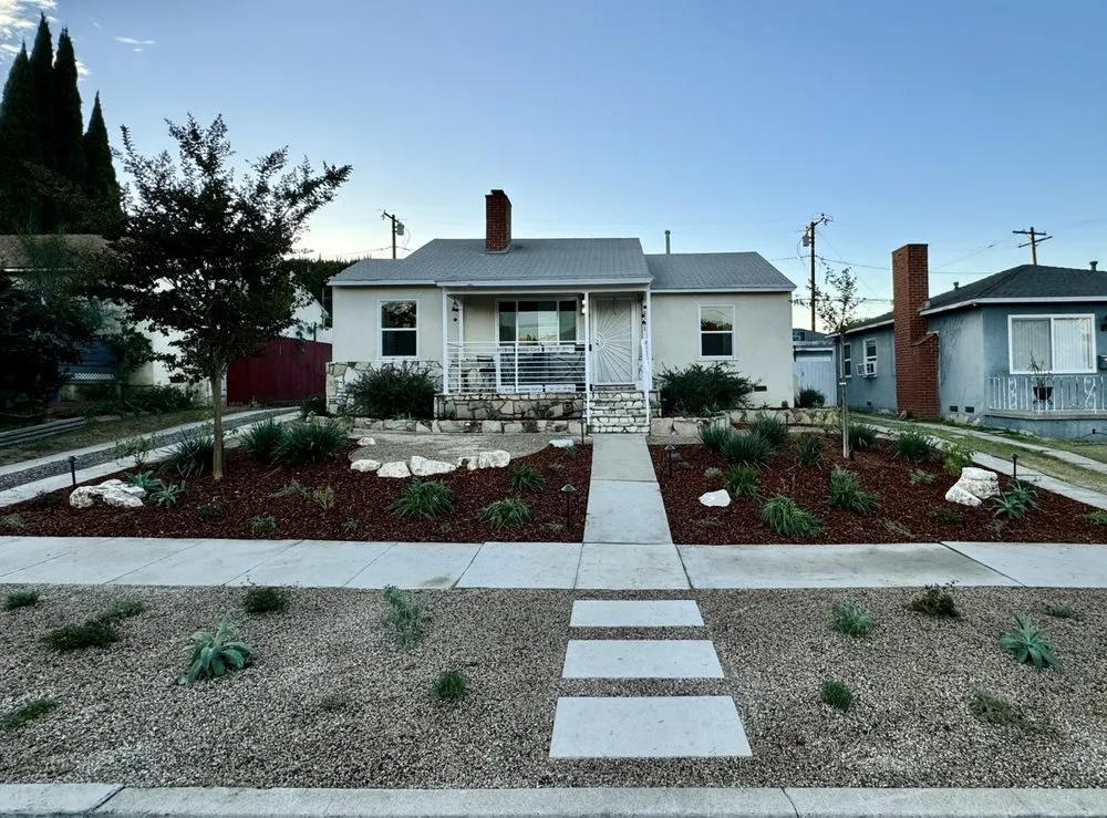 Local landscape installation in Huntington Beach Ca, CA - The Plant Nerd