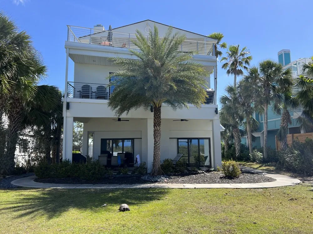 Local garden landscaping in North Port, FL - The Plants' Pruner