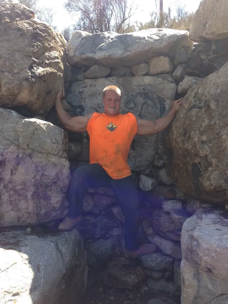 Affordable yard cleanup service for beautiful yards across Cherry Valley, CA - The Pond Digger