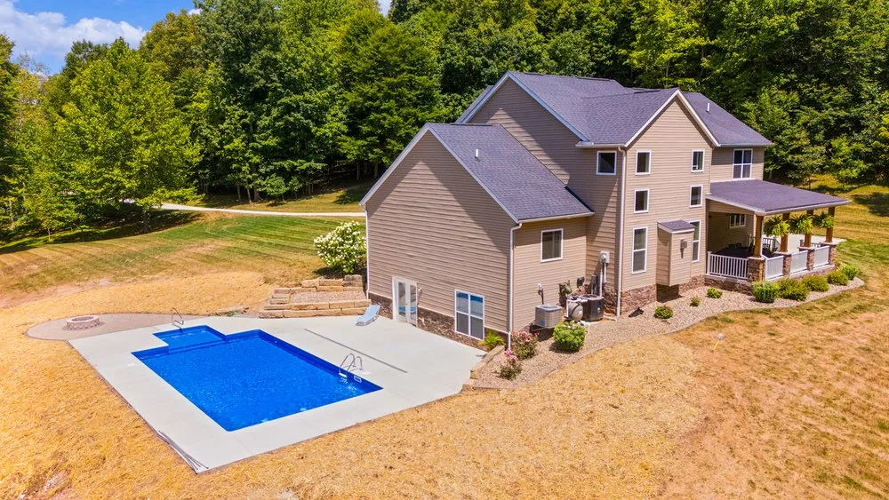 Custom landscaping services in Johnstown, OH - The Premier Pool