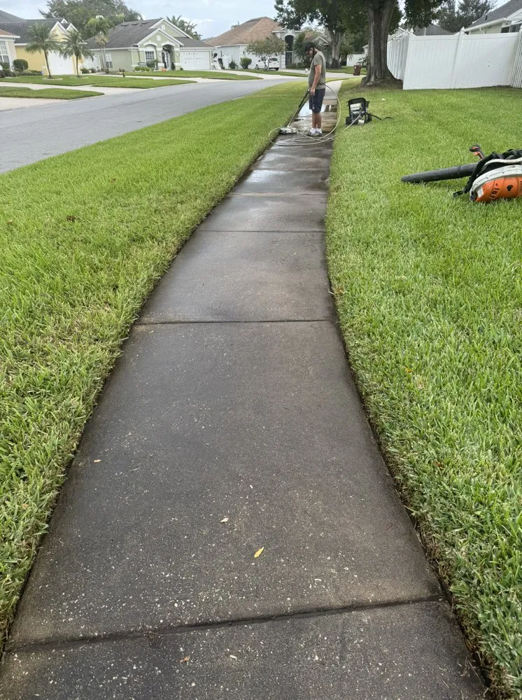 Reliable landscape installation in Kissimmee, FL - The Pressure Washing Brothers