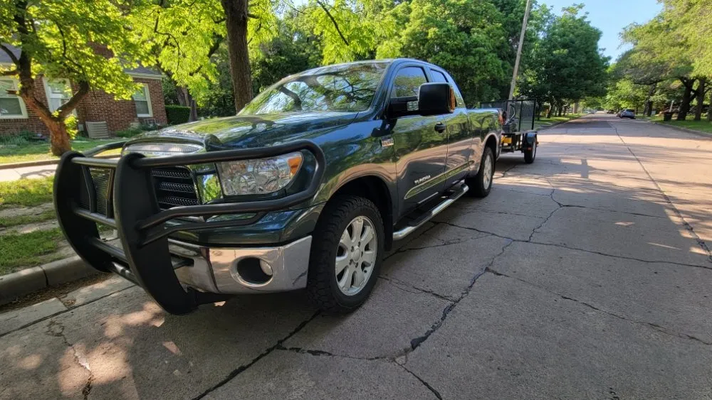 Top-rated yard cleanup service in Wichita, KS - The Proper Cut