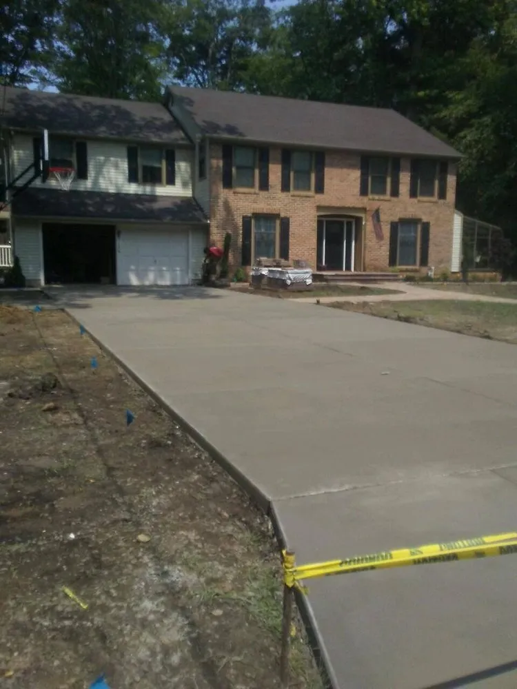 Expert yard cleanup service in Williamstown, NJ - The Rahn Companies