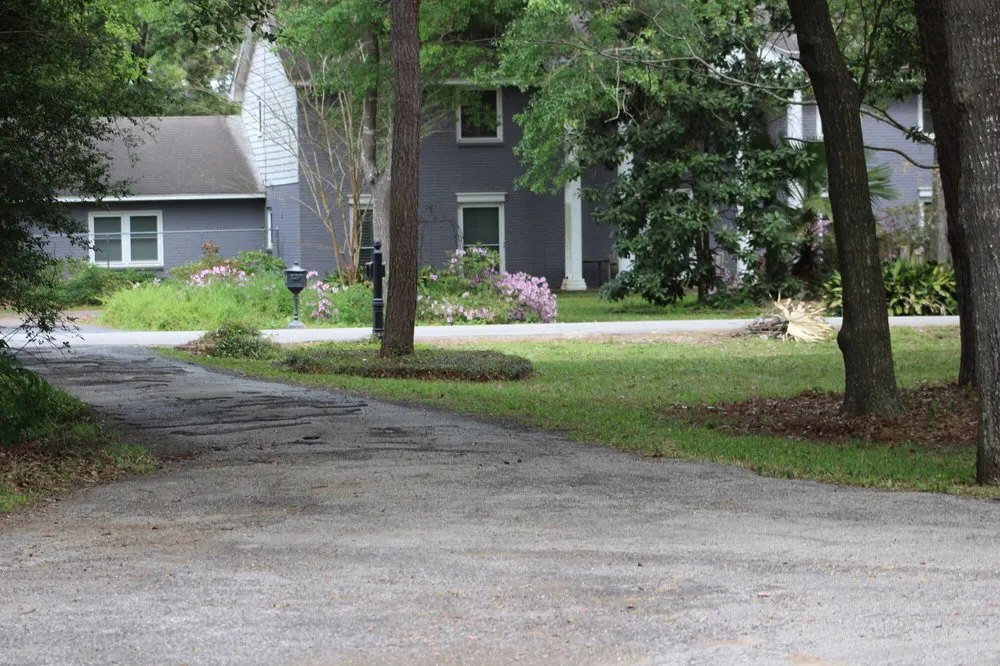 Affordable landscape design for residential properties across Houston, TX - The Raise Landscape Maintenance