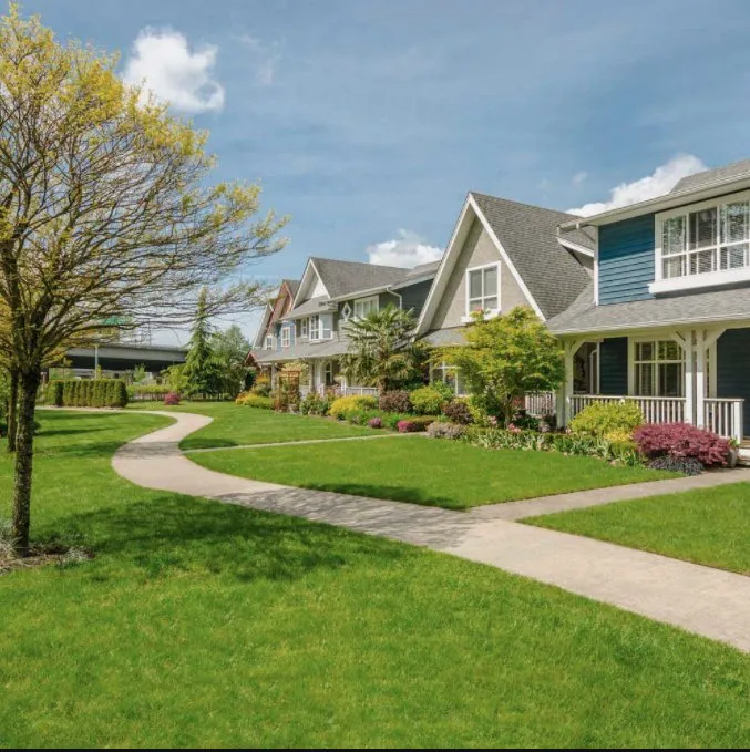 Top-rated lawn care service near you across Santa Fe, TX - The Ranch on 6